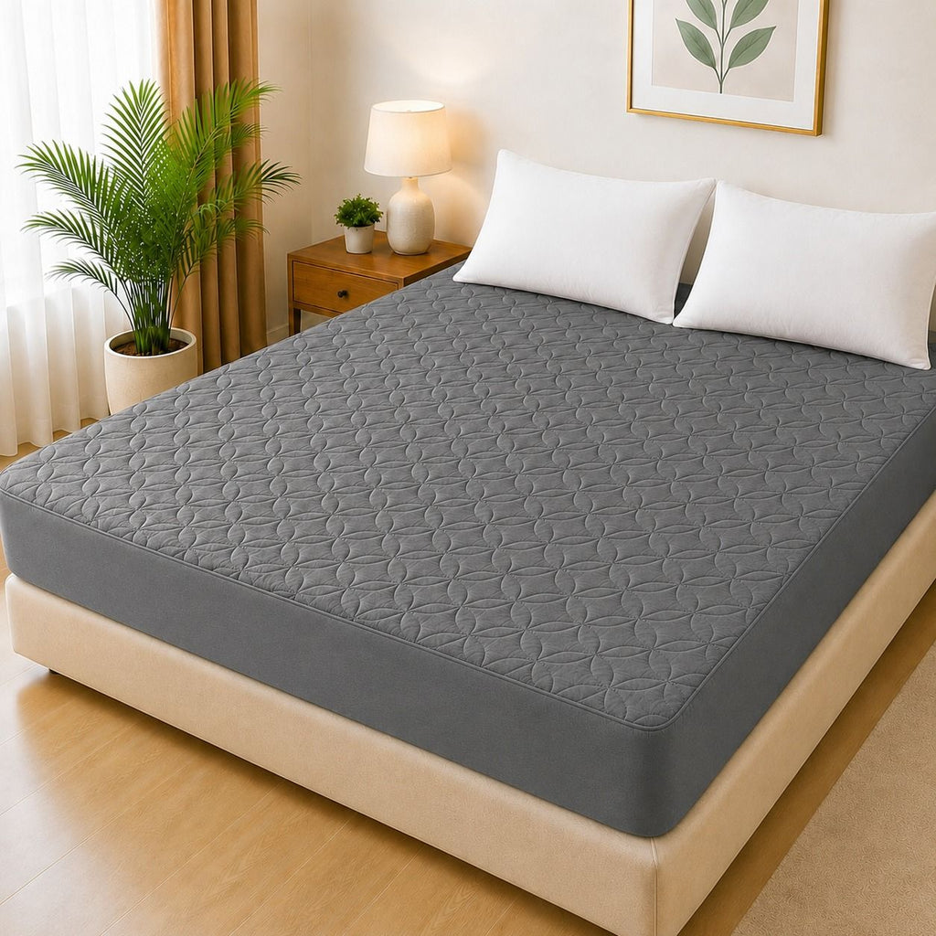 Ultrasonic Quilted Waterproof Mattress Protector – Joint-Free Fitted Cover (King Size 72'' \times 78'')